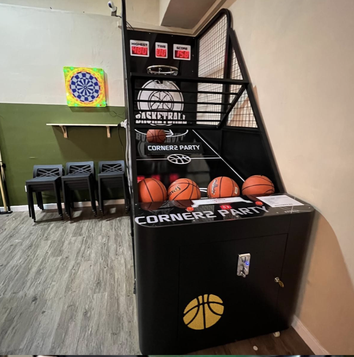Corner2 Partyroom-1