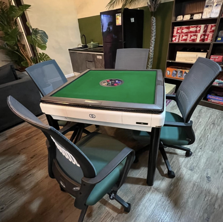 Corner2 Partyroom-7