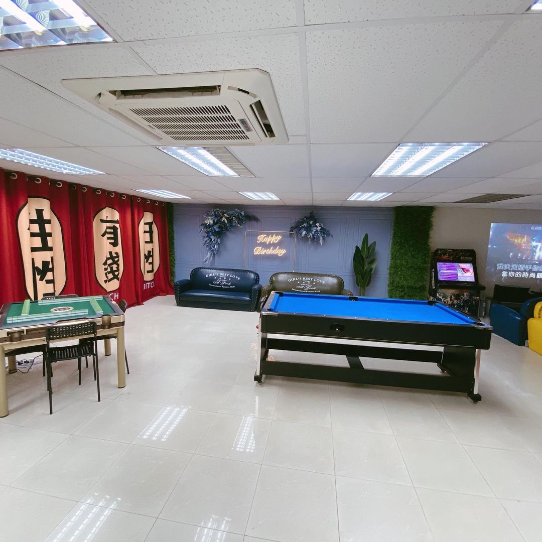 Studio Partyroom-13