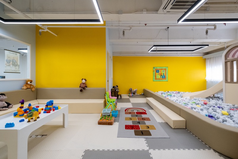 Corner3 Partyroom-6