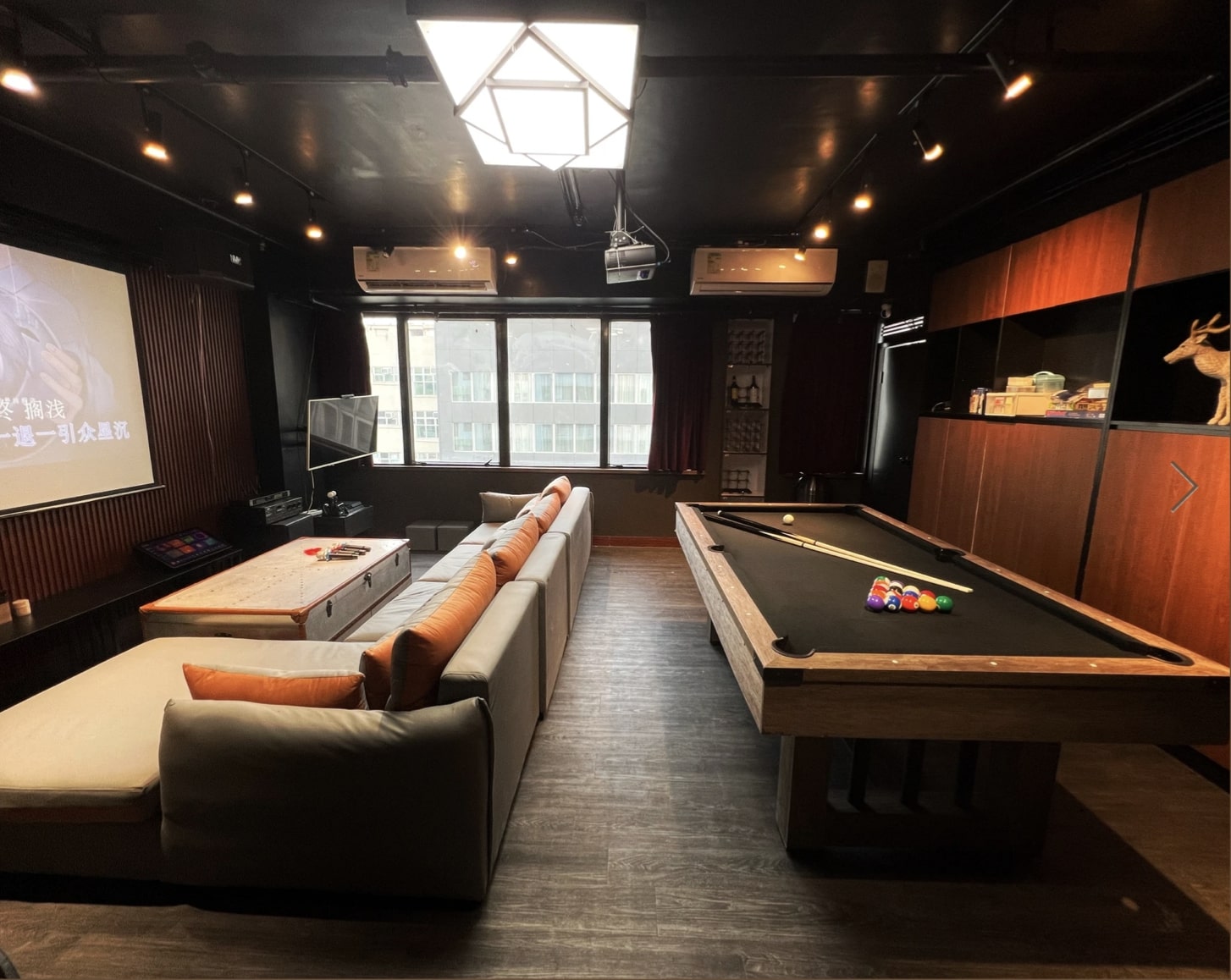 Spaco TST Partyroom-13