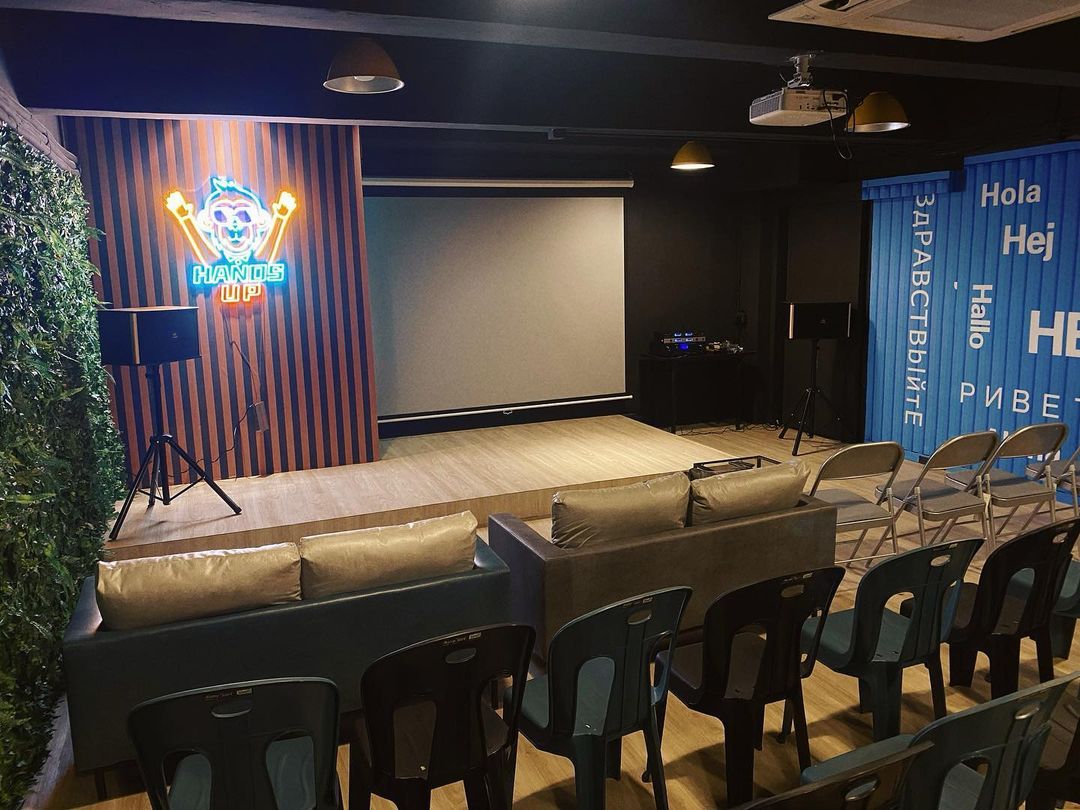 Handsup Partyroom-38