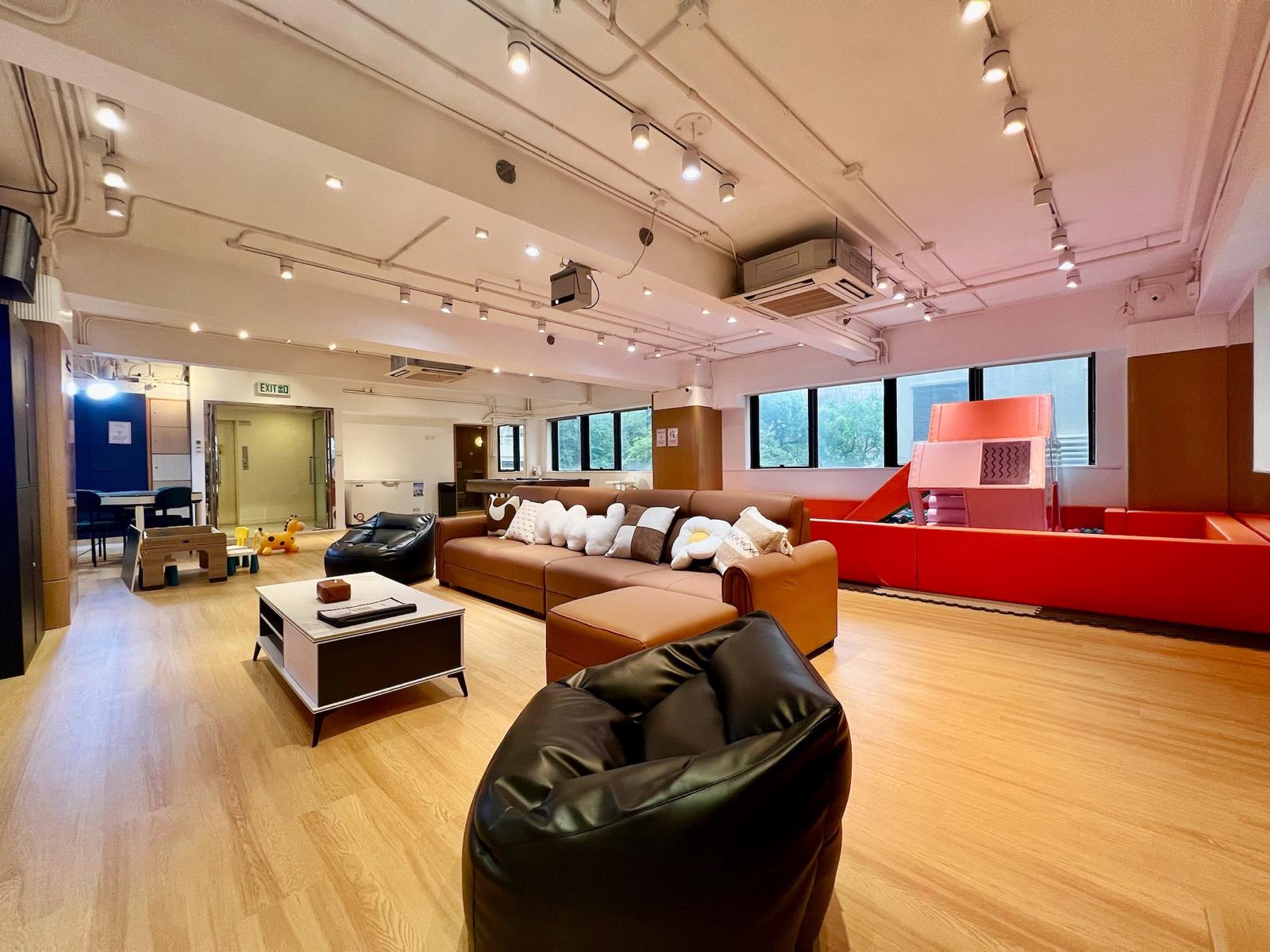 Spaco CWB Partyroom-8