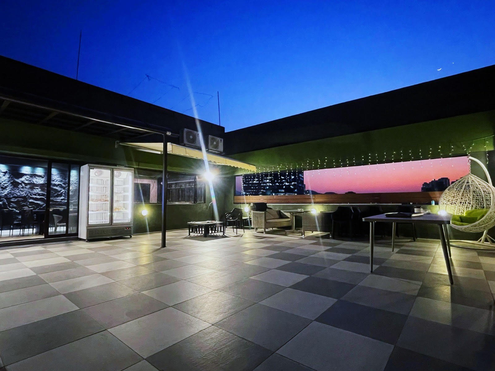 Skylight Party Partyroom-19