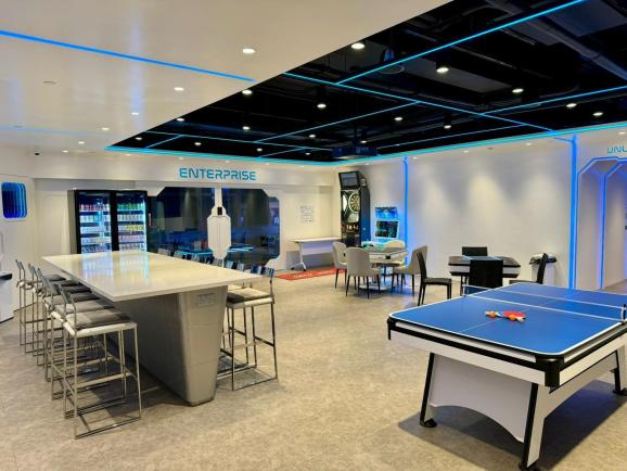 Gravity Cyber Partyroom-7