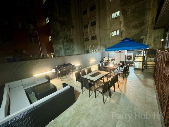 Gravity Cyber Partyroom-16