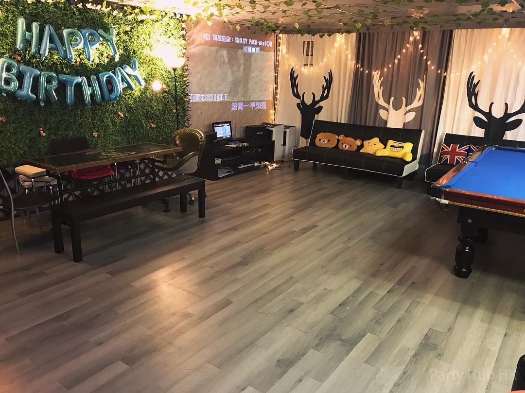 Touch Wood Partyroom-6