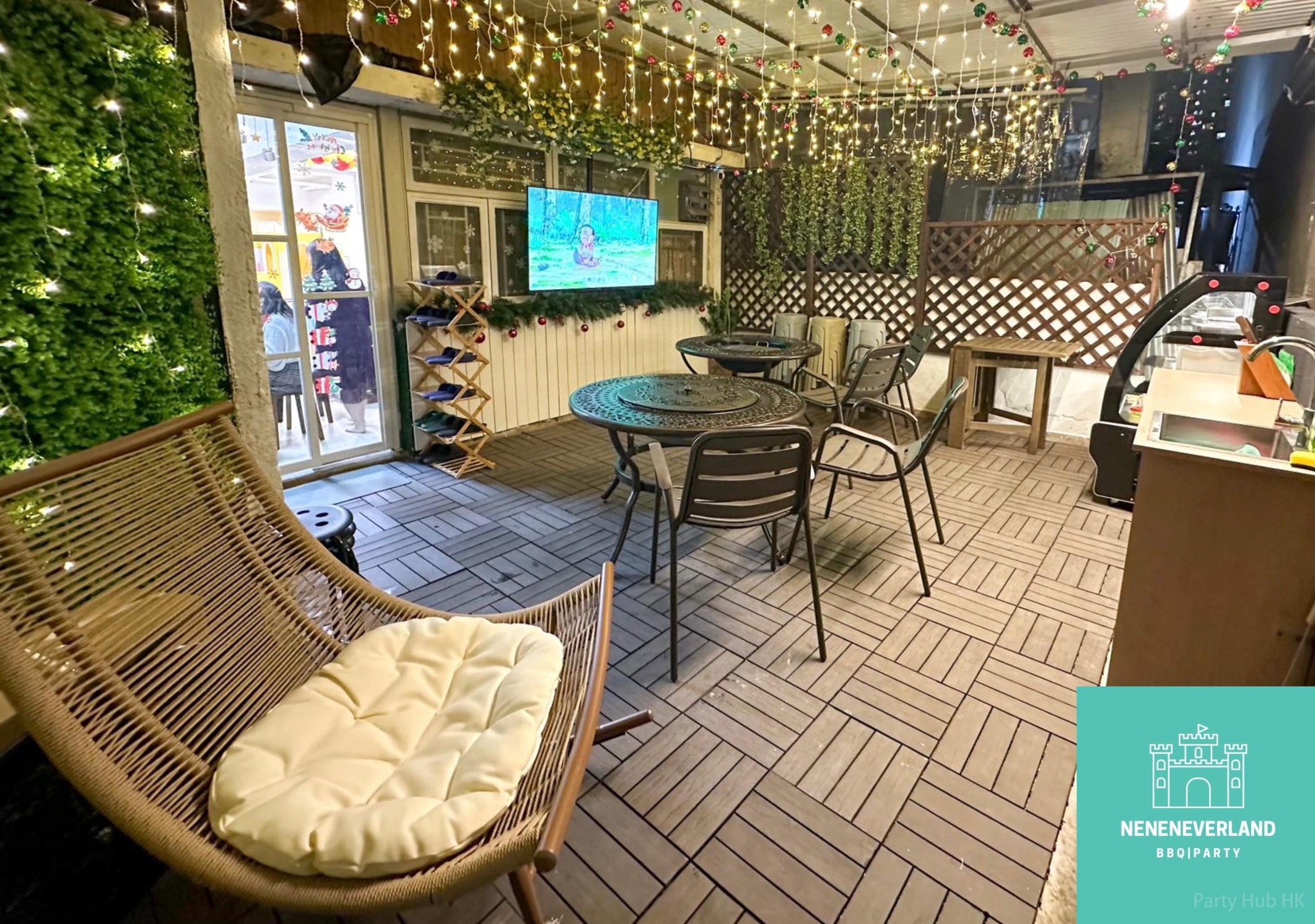 NeNeNeverland Partyroom-7