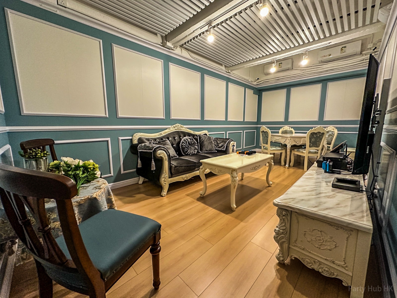 5R Party Partyroom-1